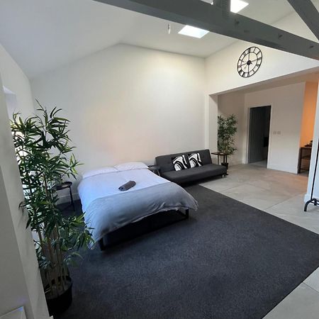 Апартаменты Entire Property In Downham Market, Serviced Accomodation Экстерьер фото