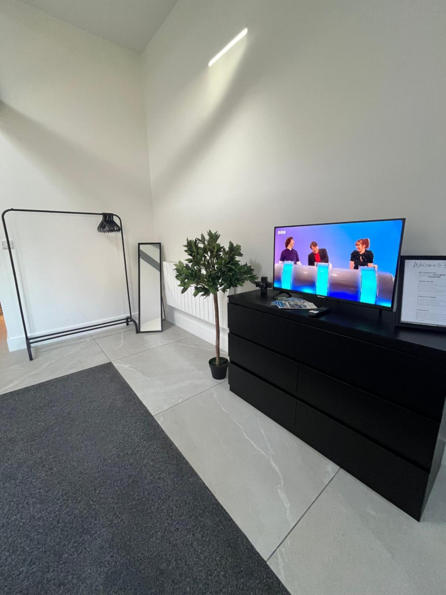 Апартаменты Entire Property In Downham Market, Serviced Accomodation Экстерьер фото